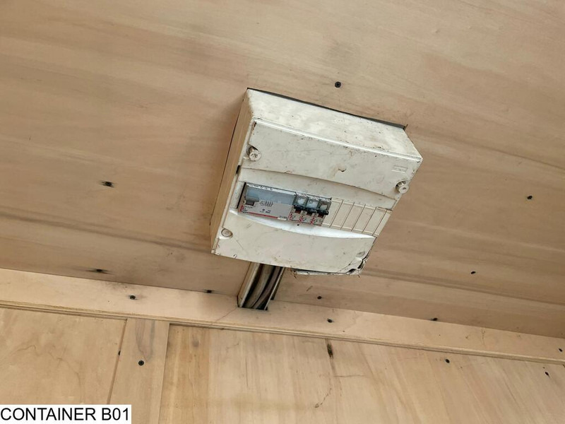 حاوية إنشاءات Onbekend Container: صورة 11