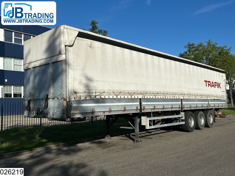Piacenza Tautliner Piacenza, Tautliner - نصف مقطورة بستائر جانبية: صورة 1 Piacenza Tautliner Piacenza, Tautliner - نصف مقطورة بستائر جانبية: صورة 1