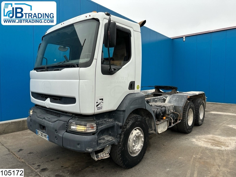 Renault Kerax 370 6x4, Manual, Steel suspension - مقطورة السحب: صورة 1 Renault Kerax 370 6x4, Manual, Steel suspension - مقطورة السحب: صورة 1
