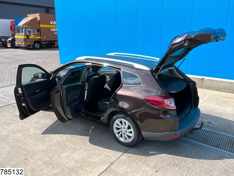 Renault ? Megane 1.5 Price includes VAT - سيارة: صورة 2 Renault ? Megane 1.5 Price includes VAT - سيارة: صورة 2