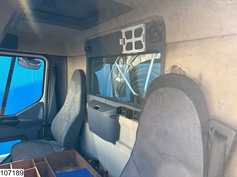 Renault Premium 270 13390 Liter, 4 Comp, Handgeschakeld, Fuel - شاحنة صهريج: صورة 5 Renault Premium 270 13390 Liter, 4 Comp, Handgeschakeld, Fuel - شاحنة صهريج: صورة 5