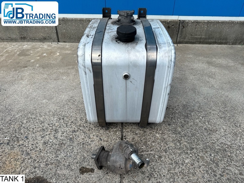 Universeel Pump and tank - خزان هيدروليكي: صورة 1 Universeel Pump and tank - خزان هيدروليكي: صورة 1