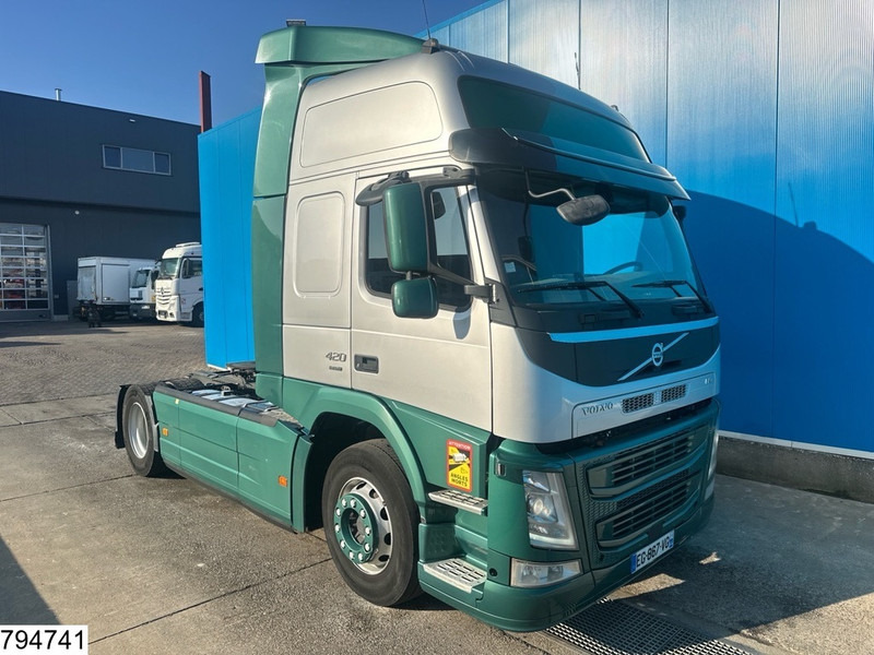 Volvo FM 420 EURO 6 - مقطورة السحب: صورة 3 Volvo FM 420 EURO 6 - مقطورة السحب: صورة 3