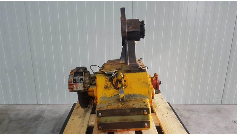 Ahlmann AS 12 - Transmission/Getriebe/Transmissiebak - علبة التروس و قطع الغيار - آلات الإنشاء: صورة 5 Ahlmann AS 12 - Transmission/Getriebe/Transmissiebak - علبة التروس و قطع الغيار - آلات الإنشاء: صورة 5