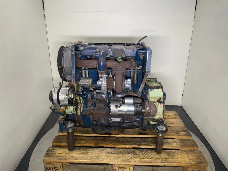 Ahlmann AZ10-Deutz BF4L913T-Engine/Motor - محرك - آلات الإنشاء: صورة 1 Ahlmann AZ10-Deutz BF4L913T-Engine/Motor - محرك - آلات الإنشاء: صورة 1