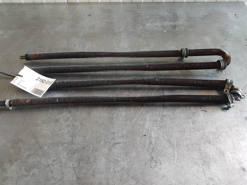 Ahlmann AZ14-Fuel cooler/Kraftstoffkühler - المحرك و قطع الغيار - آلات الإنشاء: صورة 1 Ahlmann AZ14-Fuel cooler/Kraftstoffkühler - المحرك و قطع الغيار - آلات الإنشاء: صورة 1