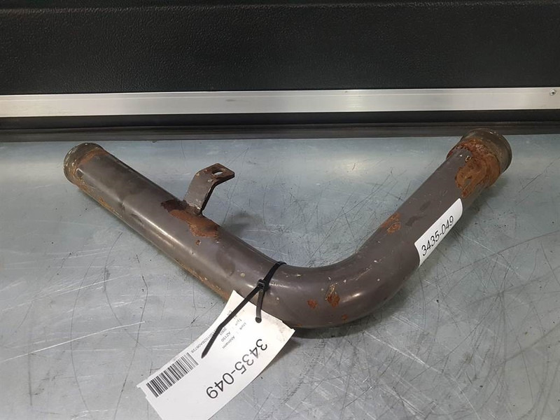 Ahlmann AZ150-4100746K-Charge air pipe/Ladeluftrohr - المحرك و قطع الغيار - آلات الإنشاء: صورة 2 Ahlmann AZ150-4100746K-Charge air pipe/Ladeluftrohr - المحرك و قطع الغيار - آلات الإنشاء: صورة 2