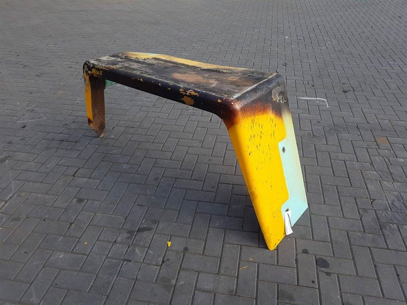 Ahlmann AZ150-4181501A-Mud guard/Kotfluegel/Spatbord - رفرف - آلات الإنشاء: صورة 1 Ahlmann AZ150-4181501A-Mud guard/Kotfluegel/Spatbord - رفرف - آلات الإنشاء: صورة 1