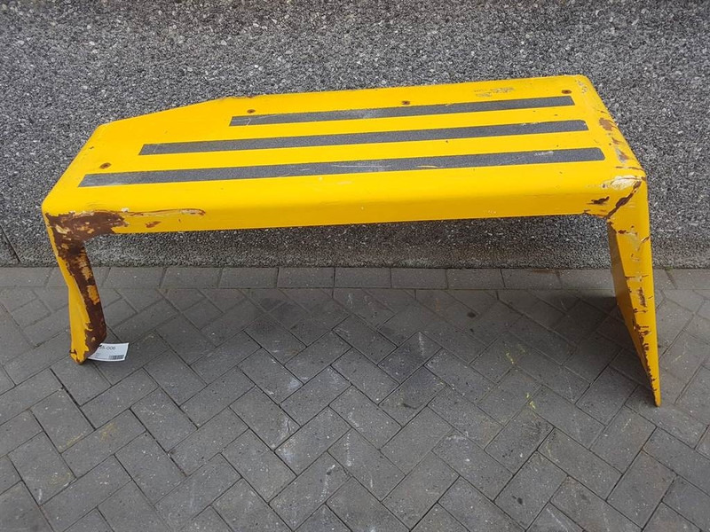 Ahlmann AZ150-4181501A-R/A-Mud guard/Kotfluegel/Spatbord - رفرف - آلات الإنشاء: صورة 1 Ahlmann AZ150-4181501A-R/A-Mud guard/Kotfluegel/Spatbord - رفرف - آلات الإنشاء: صورة 1