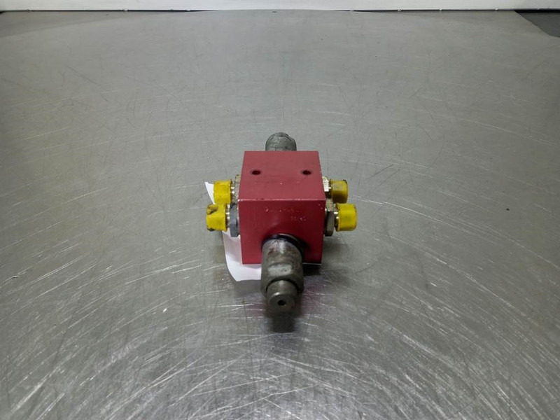 Ahlmann AZ6-4195590A-Control valve/Wegeventil/Ventiel - أجهزة هيدروليكية - آلات الإنشاء: صورة 3 Ahlmann AZ6-4195590A-Control valve/Wegeventil/Ventiel - أجهزة هيدروليكية - آلات الإنشاء: صورة 3
