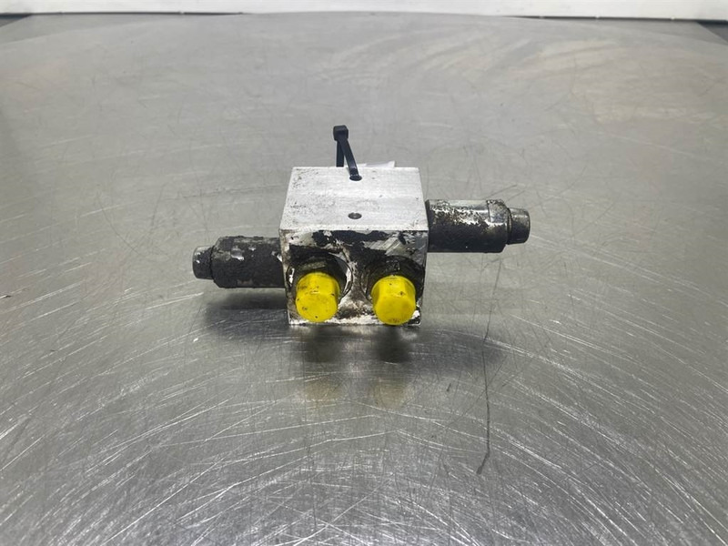 Ahlmann AZ6-4195590A-LT-35C18.0-Valve/Doppelschockventil - أجهزة هيدروليكية - آلات الإنشاء: صورة 1 Ahlmann AZ6-4195590A-LT-35C18.0-Valve/Doppelschockventil - أجهزة هيدروليكية - آلات الإنشاء: صورة 1