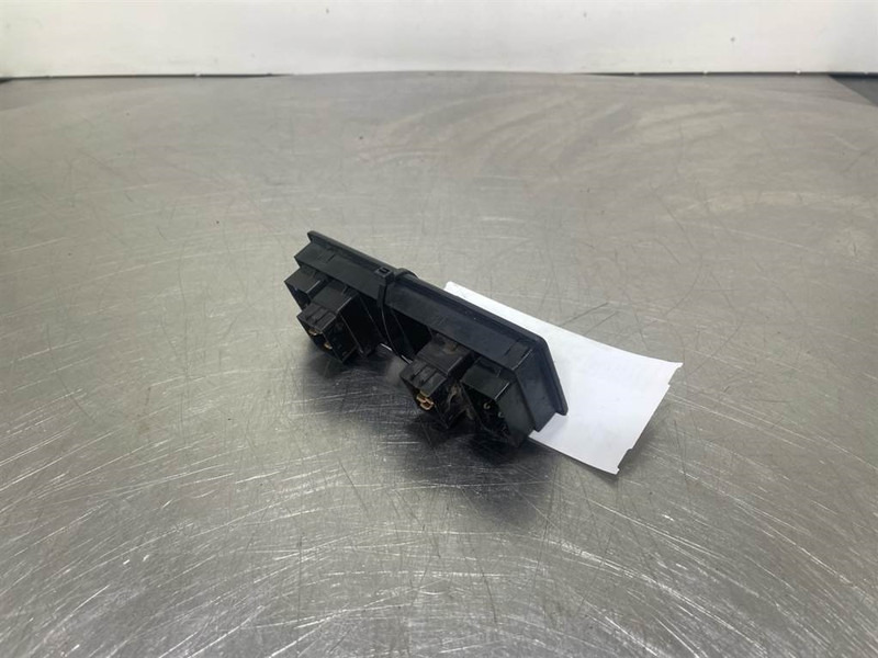 Ahlmann AZ6 - Switch/Schalter/Schakelaars - النظام الكهربائي - آلات الإنشاء: صورة 3 Ahlmann AZ6 - Switch/Schalter/Schakelaars - النظام الكهربائي - آلات الإنشاء: صورة 3