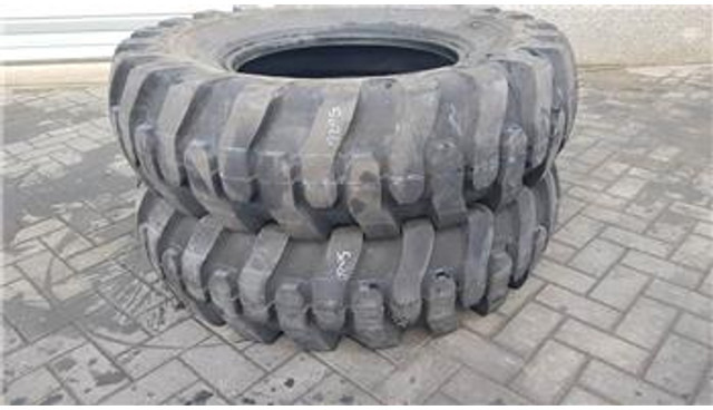 Altura 15.5-25 - Tyre/Reifen/Band - إطارات - آلات الإنشاء: صورة 1 Altura 15.5-25 - Tyre/Reifen/Band - إطارات - آلات الإنشاء: صورة 1