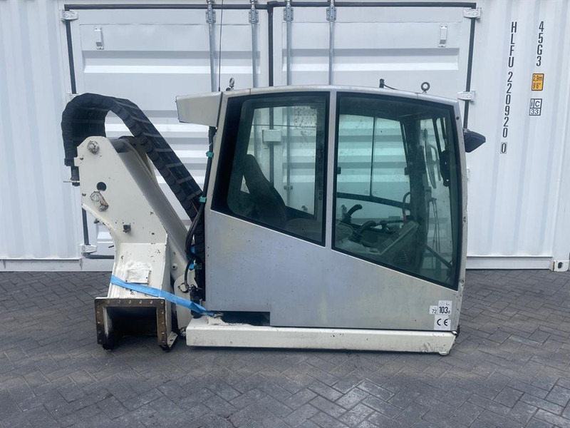 Atlas 1704MH - Cabin/Kabine/Cabine - الكابينة والداخلية - آلات الإنشاء: صورة 2 Atlas 1704MH - Cabin/Kabine/Cabine - الكابينة والداخلية - آلات الإنشاء: صورة 2