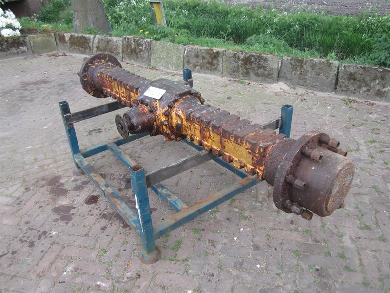 CLARK-HURTH Axle/Achse/As - المحور و قطع الغيار - آلات الإنشاء: صورة 2 CLARK-HURTH Axle/Achse/As - المحور و قطع الغيار - آلات الإنشاء: صورة 2