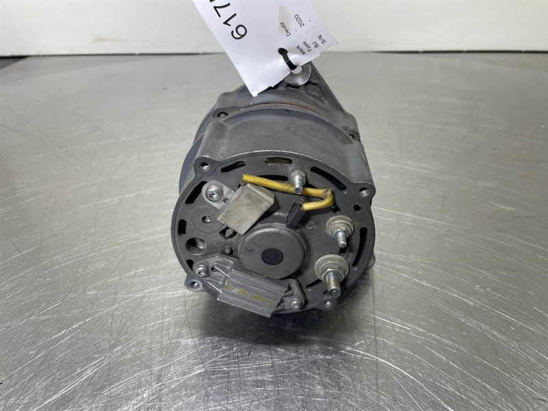 Deutz 01183630-14V 95A-Alternator/Lichtmaschine/Dynamo - محرك - آلات الإنشاء: صورة 3 Deutz 01183630-14V 95A-Alternator/Lichtmaschine/Dynamo - محرك - آلات الإنشاء: صورة 3