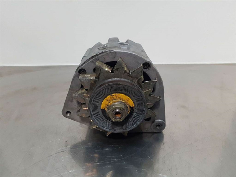 Deutz 24V 55A-PSH 586.002.055-Alternator/Lichtmaschine - محرك - آلات الإنشاء: صورة 2 Deutz 24V 55A-PSH 586.002.055-Alternator/Lichtmaschine - محرك - آلات الإنشاء: صورة 2