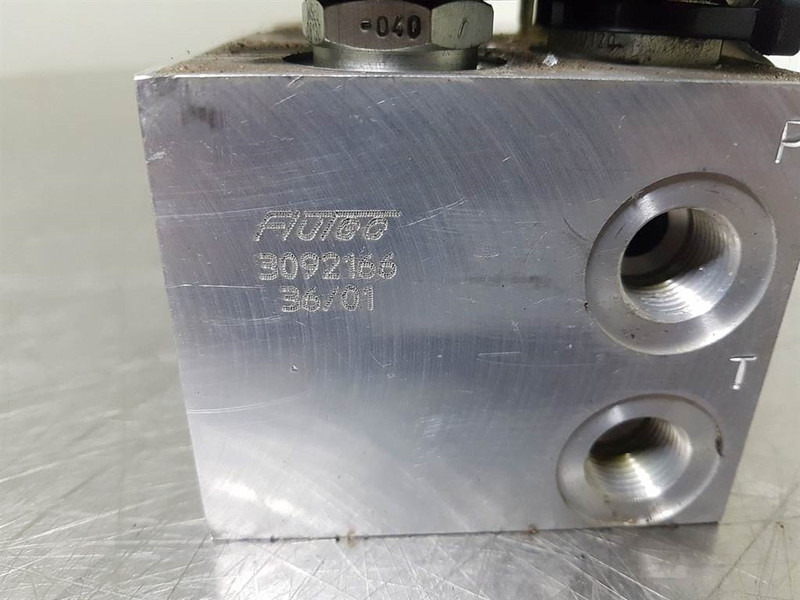 Flutec 3092166-Hydac-Valve/Ventile/Ventiel - أجهزة هيدروليكية - آلات الإنشاء: صورة 4 Flutec 3092166-Hydac-Valve/Ventile/Ventiel - أجهزة هيدروليكية - آلات الإنشاء: صورة 4