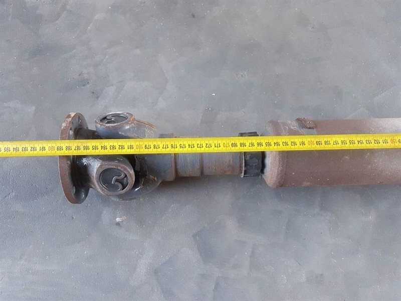 Furukawa W725LS - Propshaft/Gelenkwelle/Cardanas - المحور و قطع الغيار - آلات الإنشاء: صورة 4 Furukawa W725LS - Propshaft/Gelenkwelle/Cardanas - المحور و قطع الغيار - آلات الإنشاء: صورة 4