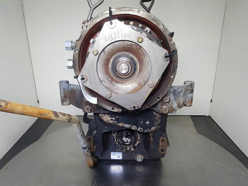 JCB 426E AGRI HT-ZF 6WG-160-Transmission/Getriebe - صندوق التروس - آلات الإنشاء: صورة 3 JCB 426E AGRI HT-ZF 6WG-160-Transmission/Getriebe - صندوق التروس - آلات الإنشاء: صورة 3