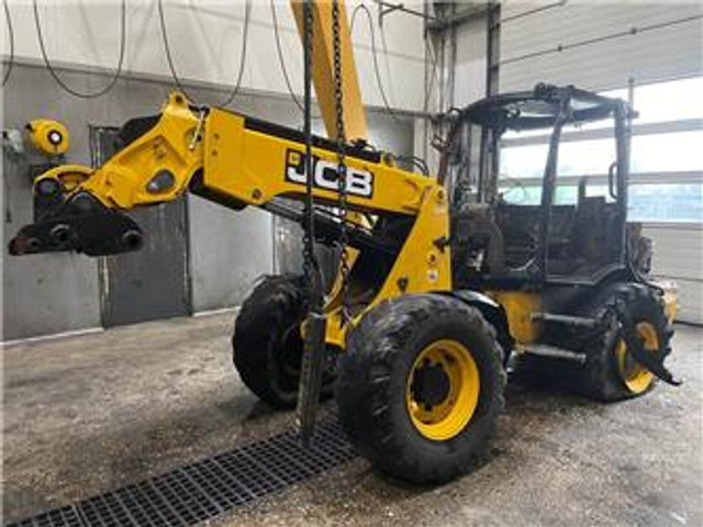 JCB TM 220 - (For parts) - اللودر بعجل: صورة 1 JCB TM 220 - (For parts) - اللودر بعجل: صورة 1