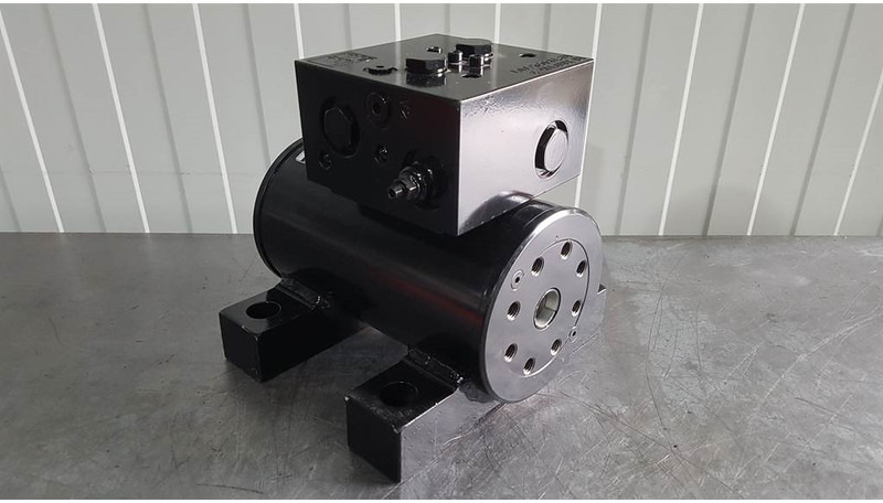 JLG - Helac L20-15-S - Rotary actuator/Drehantrieb - أجهزة هيدروليكية: صورة 2 JLG - Helac L20-15-S - Rotary actuator/Drehantrieb - أجهزة هيدروليكية: صورة 2