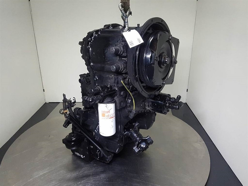 Komatsu WA320-ZF 4WG-160-4656054036-Transmission/Getriebe - صندوق التروس - آلات الإنشاء: صورة 2 Komatsu WA320-ZF 4WG-160-4656054036-Transmission/Getriebe - صندوق التروس - آلات الإنشاء: صورة 2