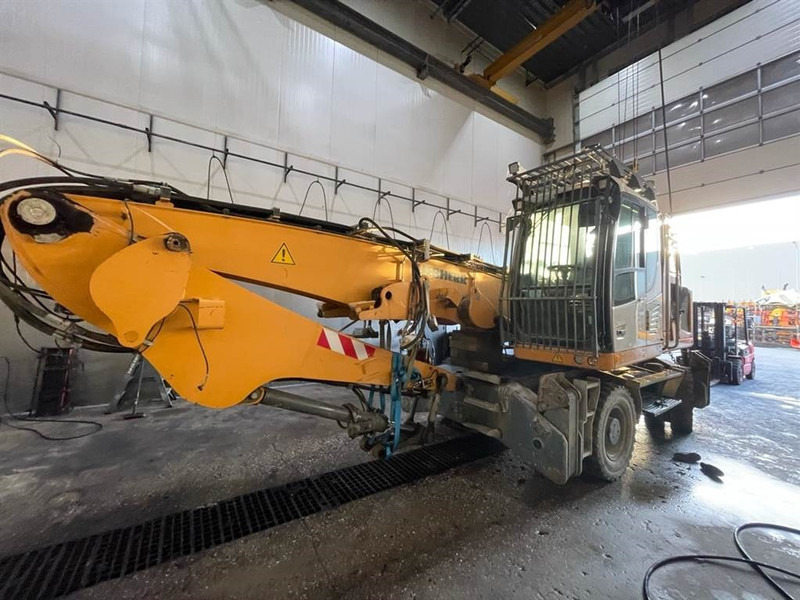 Liebherr LH 22 M - (For parts) - حفار ذو عجلات: صورة 4 Liebherr LH 22 M - (For parts) - حفار ذو عجلات: صورة 4