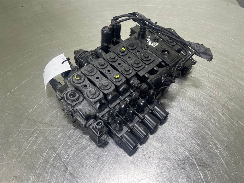 Manitou MT1440/1840-52536374-Valve/Ventile/Ventiel - أجهزة هيدروليكية - آلات الإنشاء: صورة 2 Manitou MT1440/1840-52536374-Valve/Ventile/Ventiel - أجهزة هيدروليكية - آلات الإنشاء: صورة 2