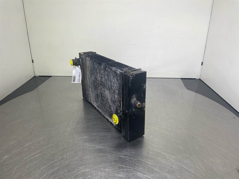 Manitou MT523 - Oil cooler/Ölkühler/Oliekoeler - أجهزة هيدروليكية - آلات الإنشاء: صورة 2 Manitou MT523 - Oil cooler/Ölkühler/Oliekoeler - أجهزة هيدروليكية - آلات الإنشاء: صورة 2