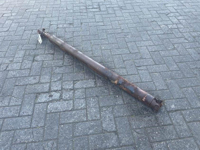 Manitou MT523 - Propshaft/Gelenkwelle/Cardanas - المحور و قطع الغيار - آلات الإنشاء: صورة 3 Manitou MT523 - Propshaft/Gelenkwelle/Cardanas - المحور و قطع الغيار - آلات الإنشاء: صورة 3