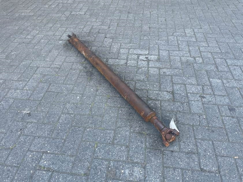 Manitou MT523 - Propshaft/Gelenkwelle/Cardanas - المحور و قطع الغيار - آلات الإنشاء: صورة 2 Manitou MT523 - Propshaft/Gelenkwelle/Cardanas - المحور و قطع الغيار - آلات الإنشاء: صورة 2