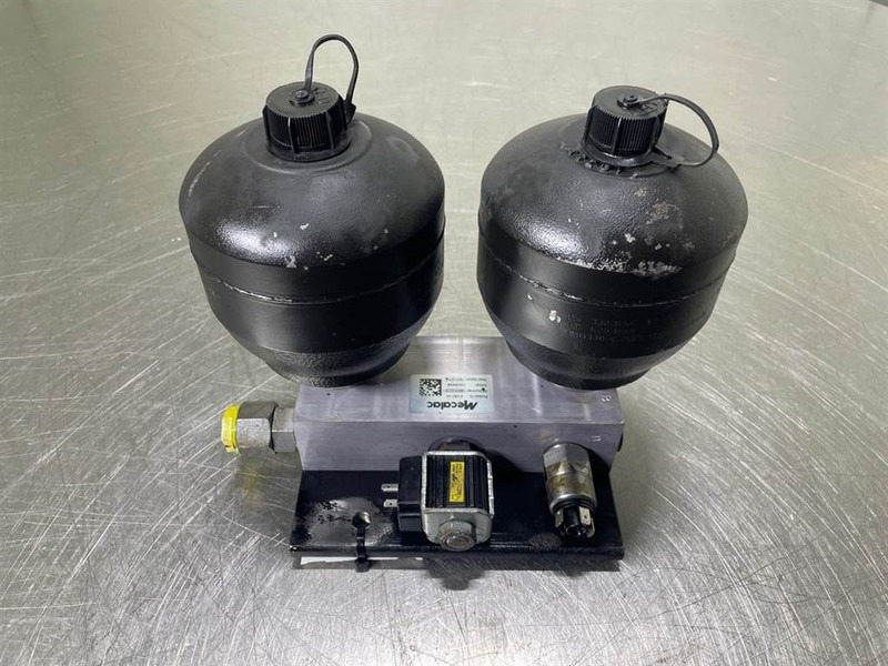 Mecalac 12MTX-4108214A-Stabilising module - أجهزة هيدروليكية - آلات الإنشاء: صورة 1 Mecalac 12MTX-4108214A-Stabilising module - أجهزة هيدروليكية - آلات الإنشاء: صورة 1