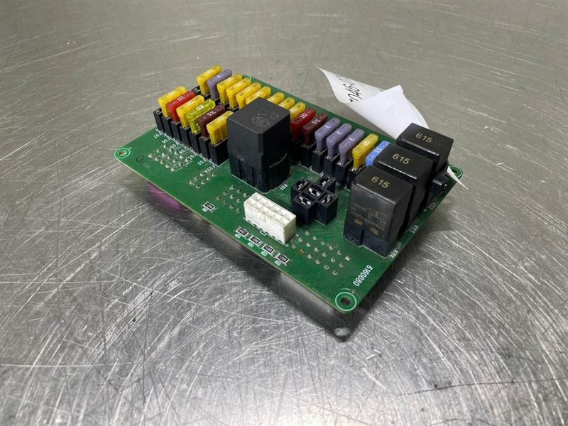 Mecalac 12MTX-6160080-ECU/Control box/Steuermodul - النظام الكهربائي - آلات الإنشاء: صورة 2 Mecalac 12MTX-6160080-ECU/Control box/Steuermodul - النظام الكهربائي - آلات الإنشاء: صورة 2