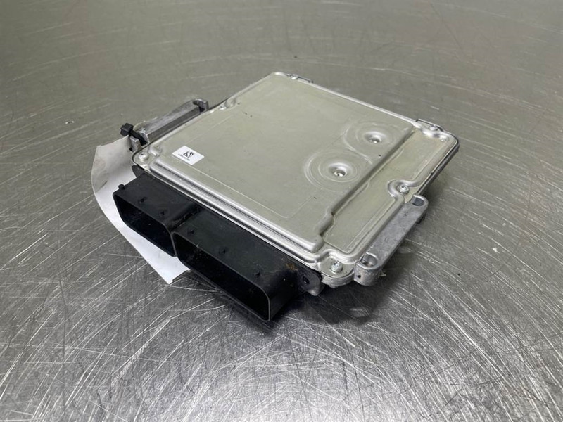 Mecalac 12MTX-6160099-ECU/Control box/Steuermodul - النظام الكهربائي - آلات الإنشاء: صورة 2 Mecalac 12MTX-6160099-ECU/Control box/Steuermodul - النظام الكهربائي - آلات الإنشاء: صورة 2