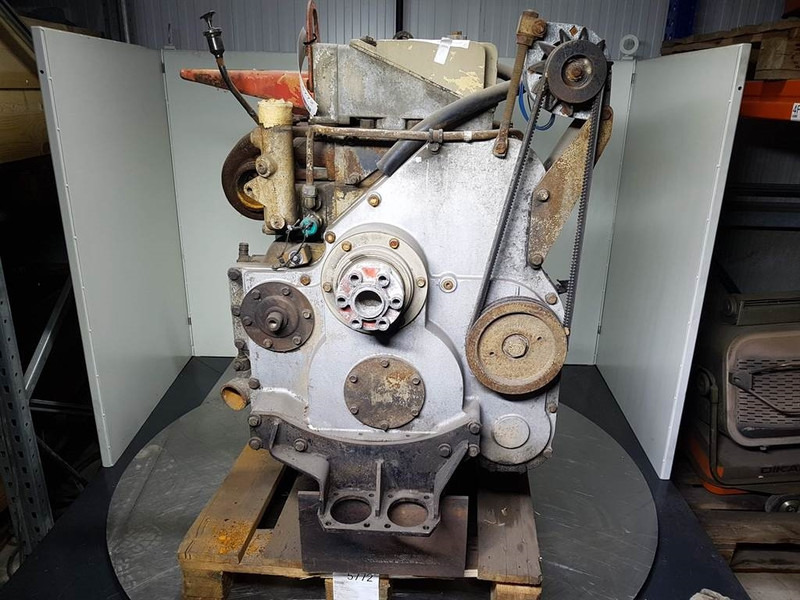 O & K L45-Cummins M11C250-Engine/Motor - المحرك و قطع الغيار - آلات الإنشاء: صورة 5 O & K L45-Cummins M11C250-Engine/Motor - المحرك و قطع الغيار - آلات الإنشاء: صورة 5