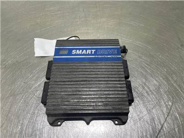 Poclain Smart Drive - ECU/Control box/Steuermodul - النظام الكهربائي - آلات الإنشاء: صورة 1 Poclain Smart Drive - ECU/Control box/Steuermodul - النظام الكهربائي - آلات الإنشاء: صورة 1