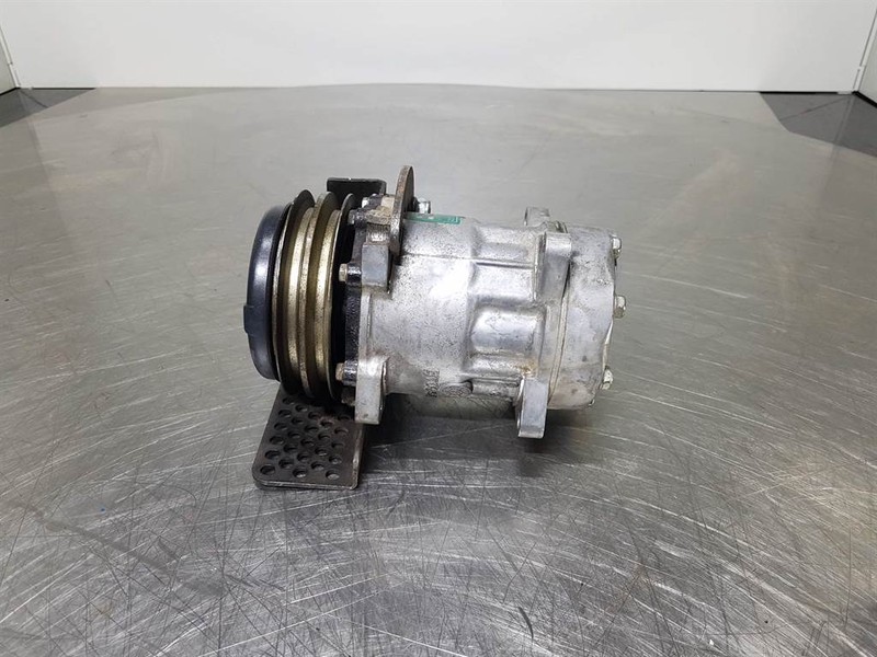 SANDEN SD7H15-6035-Compressor/Kompressor/Aircopomp - ضاغط المكيف - آلات الإنشاء: صورة 2 SANDEN SD7H15-6035-Compressor/Kompressor/Aircopomp - ضاغط المكيف - آلات الإنشاء: صورة 2
