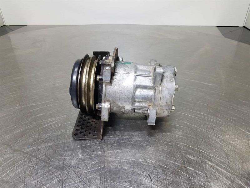 SANDEN SD7H15-6035-Compressor/Kompressor/Aircopomp - ضاغط المكيف - آلات الإنشاء: صورة 2 SANDEN SD7H15-6035-Compressor/Kompressor/Aircopomp - ضاغط المكيف - آلات الإنشاء: صورة 2