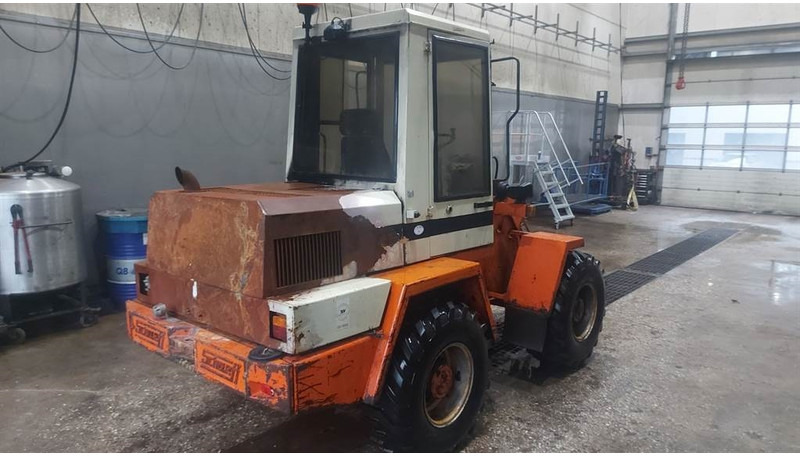 Schaeff SKL 832 (For parts) - اللودر بعجل: صورة 4 Schaeff SKL 832 (For parts) - اللودر بعجل: صورة 4