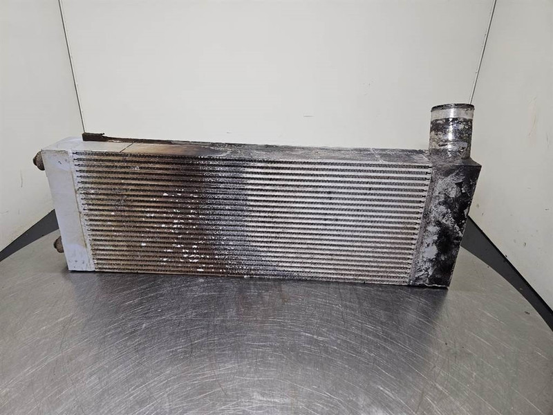 Sennebogen 835E - Intercooler/Ladeluftkühler/Luchtkoeler - محرك - آلات الإنشاء: صورة 3 Sennebogen 835E - Intercooler/Ladeluftkühler/Luchtkoeler - محرك - آلات الإنشاء: صورة 3