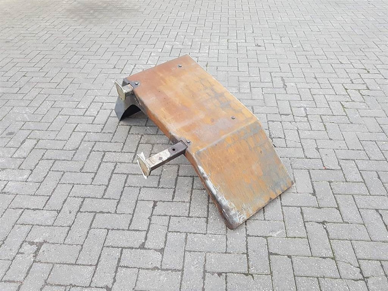 Terex TL210-0457002031-Mud guard/Kotfluegel/Spatbord - إطار هيكلي/ إطار معدني - آلات الإنشاء: صورة 4 Terex TL210-0457002031-Mud guard/Kotfluegel/Spatbord - إطار هيكلي/ إطار معدني - آلات الإنشاء: صورة 4