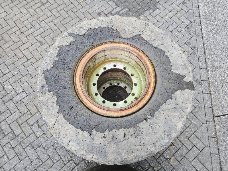 Terex TL260S-Banden 20.5-R25-Solid wheels / Full Gummi - الإطارات والجنوط - آلات الإنشاء: صورة 4 Terex TL260S-Banden 20.5-R25-Solid wheels / Full Gummi - الإطارات والجنوط - آلات الإنشاء: صورة 4