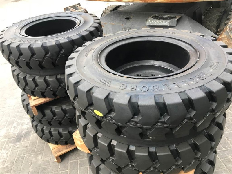 Trelleborg 12.00-20 Dual excavator solid-Tyre/Reifen/Banden - الإطارات والجنوط - آلات الإنشاء: صورة 5 Trelleborg 12.00-20 Dual excavator solid-Tyre/Reifen/Banden - الإطارات والجنوط - آلات الإنشاء: صورة 5