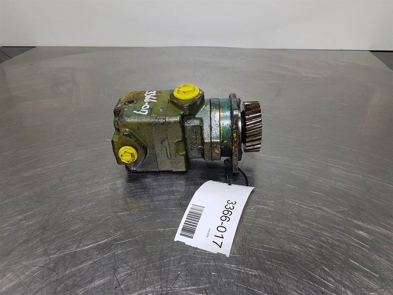 Vickers V210-8W - Gearpump/Zahnradpumpe/Tandwielpomp - أجهزة هيدروليكية: صورة 1 Vickers V210-8W - Gearpump/Zahnradpumpe/Tandwielpomp - أجهزة هيدروليكية: صورة 1