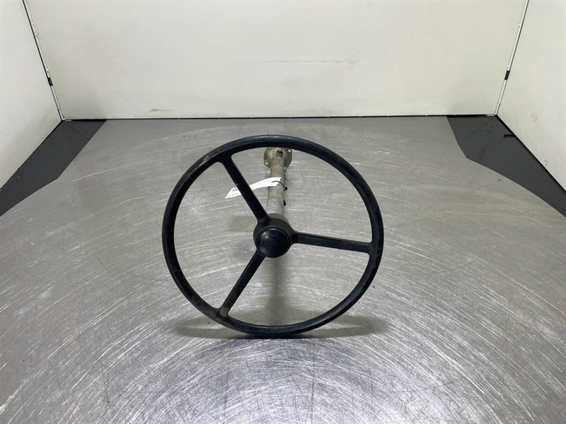 Zettelmeyer ZL601 - Steering wheel/Lenkrad/Stuur - الكابينة والداخلية - آلات الإنشاء: صورة 2 Zettelmeyer ZL601 - Steering wheel/Lenkrad/Stuur - الكابينة والداخلية - آلات الإنشاء: صورة 2