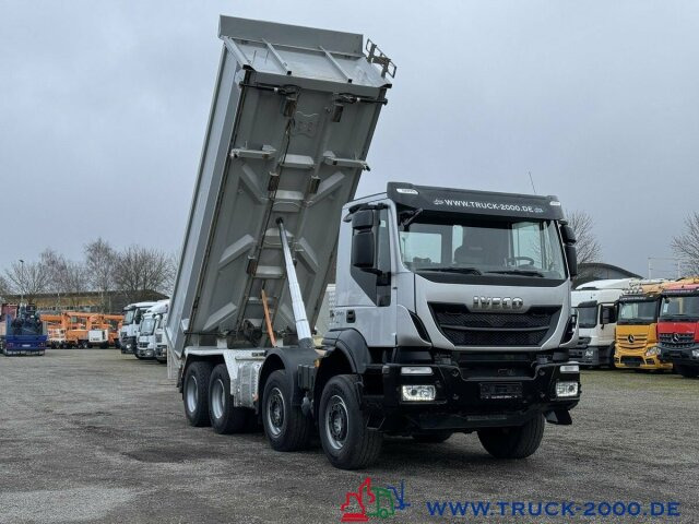 Iveco 340T50 Trakker 8x4 Bordmatik Links/Rechts/Hinten - شاحنة قلاب: صورة 5 Iveco 340T50 Trakker 8x4 Bordmatik Links/Rechts/Hinten - شاحنة قلاب: صورة 5