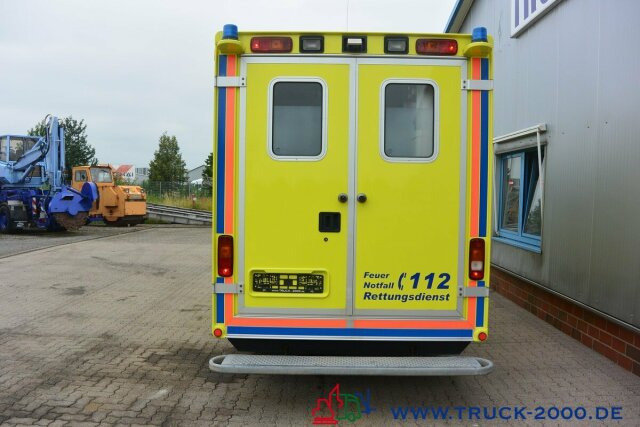 Mercedes-Benz Sprinter 516 CDI Intensiv- Rettung- Krankenwagen - سيارة إسعاف: صورة 5 Mercedes-Benz Sprinter 516 CDI Intensiv- Rettung- Krankenwagen - سيارة إسعاف: صورة 5