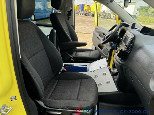 Mercedes-Benz Vito119 CDI 4x4 Notarzt Rettung Ambulance Klima - سيارة إسعاف: صورة 2 Mercedes-Benz Vito119 CDI 4x4 Notarzt Rettung Ambulance Klima - سيارة إسعاف: صورة 2