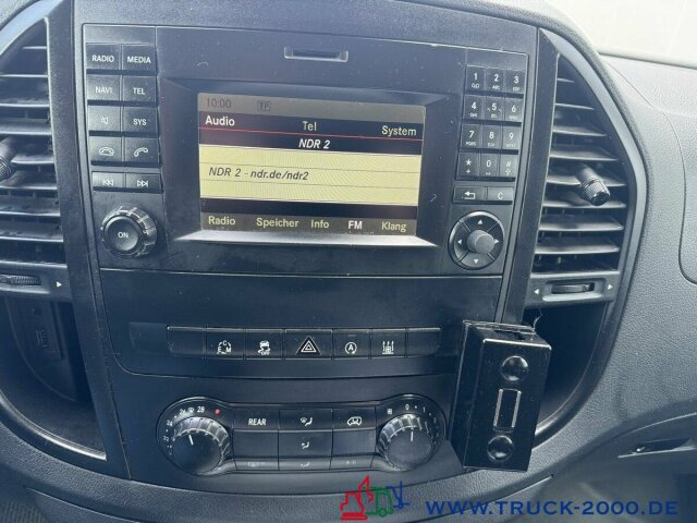 Mercedes-Benz Vito119 CDI 4x4 Notarzt Rettung Ambulance Klima - سيارة إسعاف: صورة 5 Mercedes-Benz Vito119 CDI 4x4 Notarzt Rettung Ambulance Klima - سيارة إسعاف: صورة 5